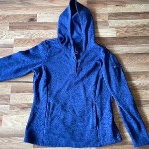 Columbia sweater